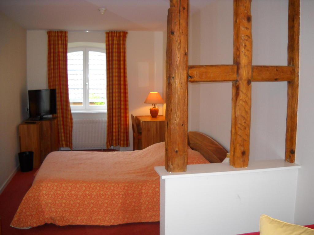 Hotel Gilg Mittelbergheim Szoba fotó