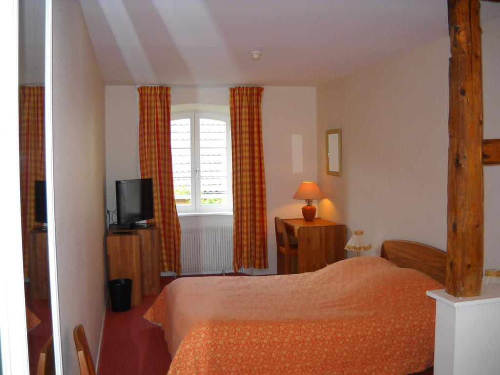 Hotel Gilg Mittelbergheim Szoba fotó